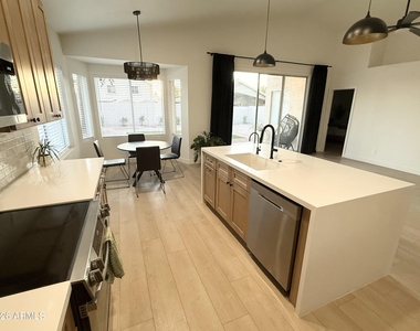 14449 S 44th Street - Photo Thumbnail 15