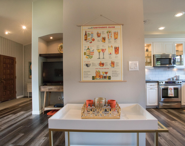 4525 N 66th Street - Photo Thumbnail 6