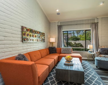4525 N 66th Street - Photo Thumbnail 4