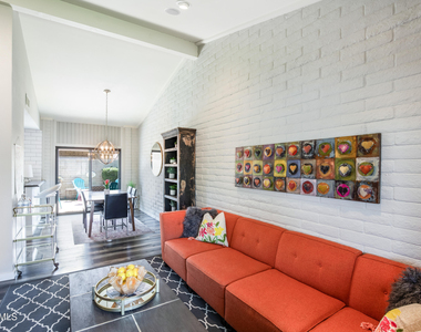 4525 N 66th Street - Photo Thumbnail 17