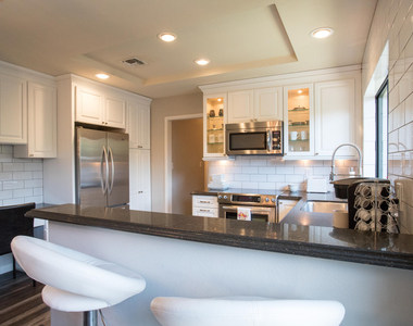4525 N 66th Street - Photo Thumbnail 23