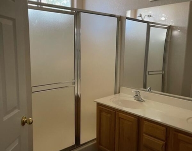 14199 W Clarendon Avenue - Photo Thumbnail 11