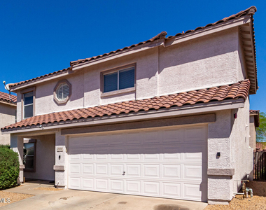 8888 E Garden Drive - Photo Thumbnail 3
