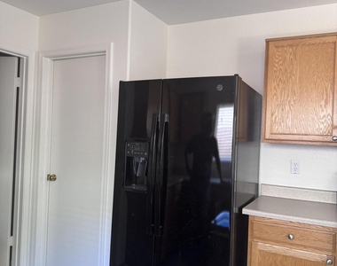 8888 E Garden Drive - Photo Thumbnail 10