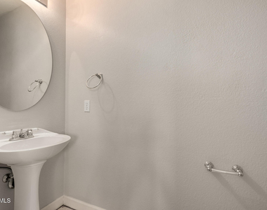 8888 E Garden Drive - Photo Thumbnail 13
