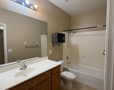 16953 W Limestone Drive - Photo Thumbnail 9