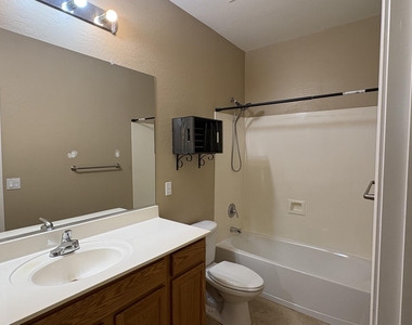 16953 W Limestone Drive - Photo Thumbnail 26