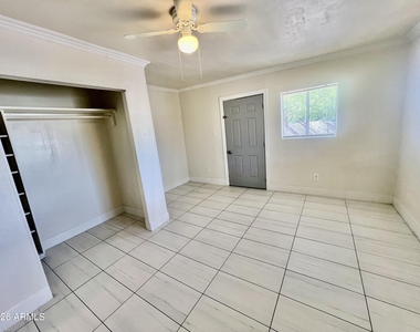 9622 N 12th Avenue - Photo Thumbnail 19