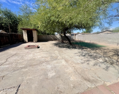 9622 N 12th Avenue - Photo Thumbnail 25