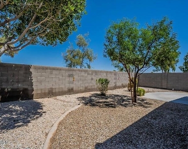 16950 W Sonora Street - Photo Thumbnail 21