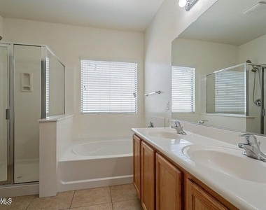 16950 W Sonora Street - Photo Thumbnail 9