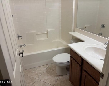 4230 S Mariposa Drive - Photo Thumbnail 16
