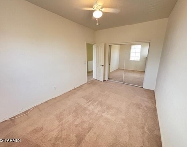 4230 S Mariposa Drive - Photo Thumbnail 20