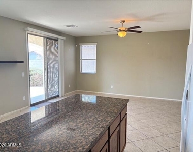 4230 S Mariposa Drive - Photo Thumbnail 5