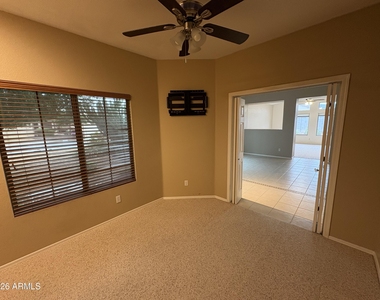 3938 W Buckskin Trail - Photo Thumbnail 19