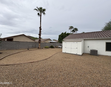 3938 W Buckskin Trail - Photo Thumbnail 23