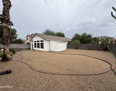 3938 W Buckskin Trail - Photo Thumbnail 22