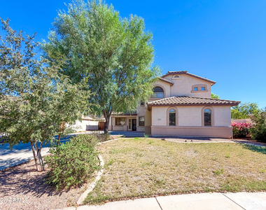 4765 S Joshua Tree Lane - Photo Thumbnail 1