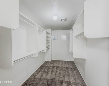 4765 S Joshua Tree Lane - Photo Thumbnail 19