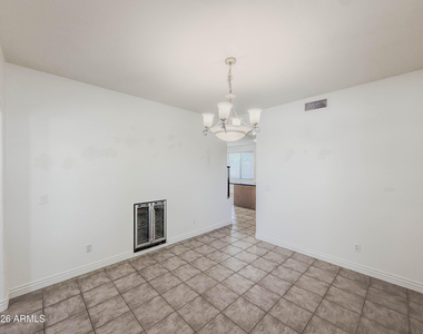 4765 S Joshua Tree Lane - Photo Thumbnail 30
