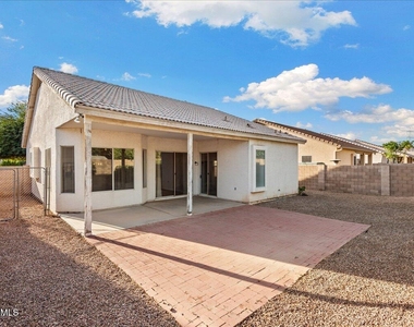 24225 N 39th Avenue - Photo Thumbnail 25