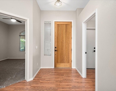 24225 N 39th Avenue - Photo Thumbnail 1