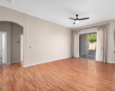 24225 N 39th Avenue - Photo Thumbnail 2