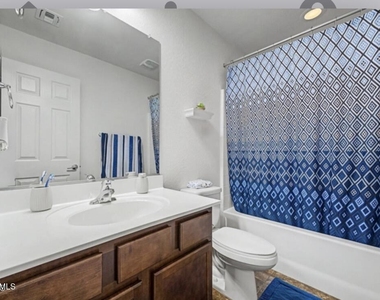18157 W Carol Avenue - Photo Thumbnail 20
