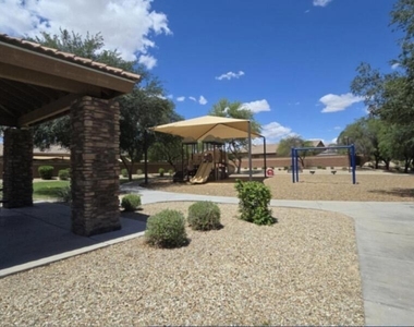 18157 W Carol Avenue - Photo Thumbnail 7