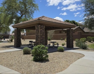 18157 W Carol Avenue - Photo Thumbnail 6