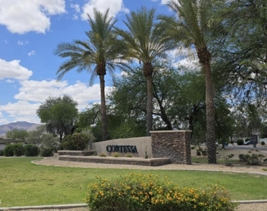 18157 W Carol Avenue - Photo Thumbnail 14