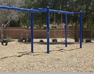 18157 W Carol Avenue - Photo Thumbnail 3