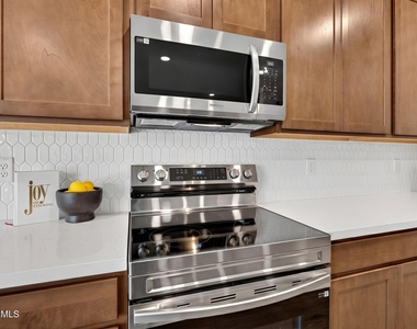 7333 E Purple Prairie Drive - Photo Thumbnail 13