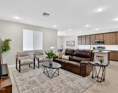 7333 E Purple Prairie Drive - Photo Thumbnail 2