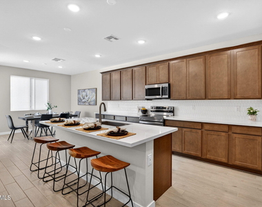 7333 E Purple Prairie Drive - Photo Thumbnail 1