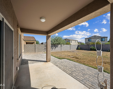 37453 W Prado Street - Photo Thumbnail 32