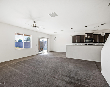 37453 W Prado Street - Photo Thumbnail 11