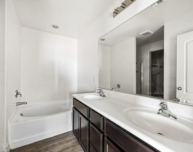 37453 W Prado Street - Photo Thumbnail 22