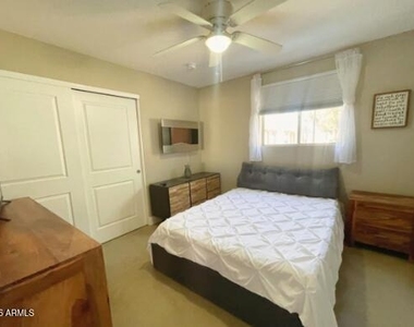 8058 E Oak Street - Photo Thumbnail 7