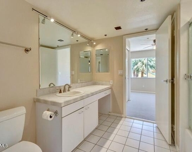154 W 5th Street - Photo Thumbnail 7