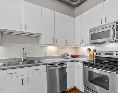 7301 E 3rd Avenue - Photo Thumbnail 4