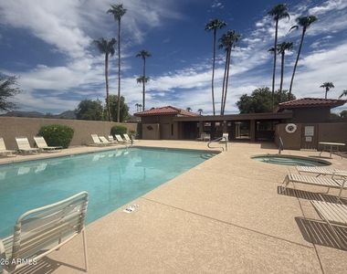 10460 N 104th Place - Photo Thumbnail 20