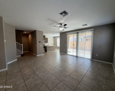1255 N Arizona Avenue - Photo Thumbnail 5