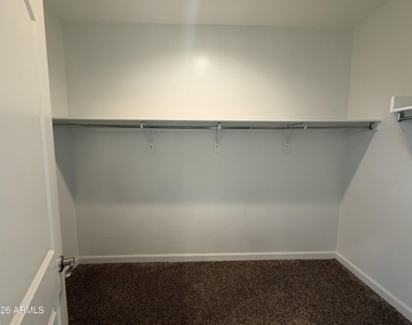 1255 N Arizona Avenue - Photo Thumbnail 22