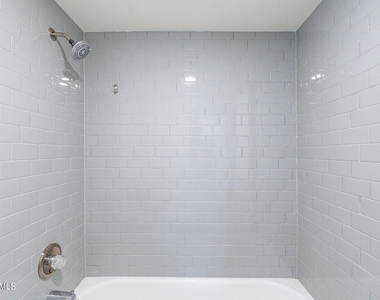 850 S River Drive - Photo Thumbnail 24