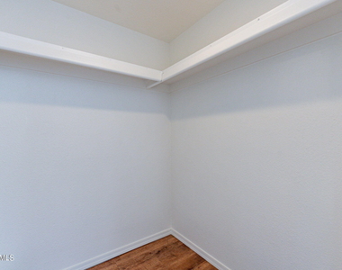 850 S River Drive - Photo Thumbnail 31