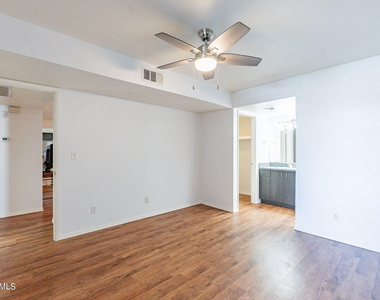 850 S River Drive - Photo Thumbnail 28