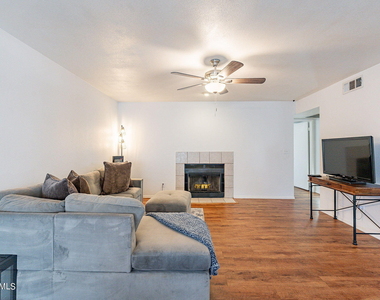 850 S River Drive - Photo Thumbnail 18