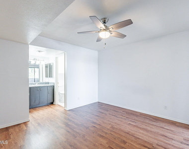 850 S River Drive - Photo Thumbnail 26