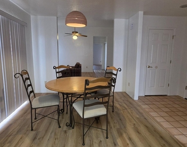 14044 N Brunswick Drive - Photo Thumbnail 4